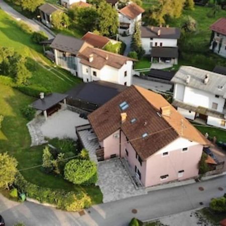House Maharac With 3 Apartments Till 18 Persons Kamno Buitenkant foto